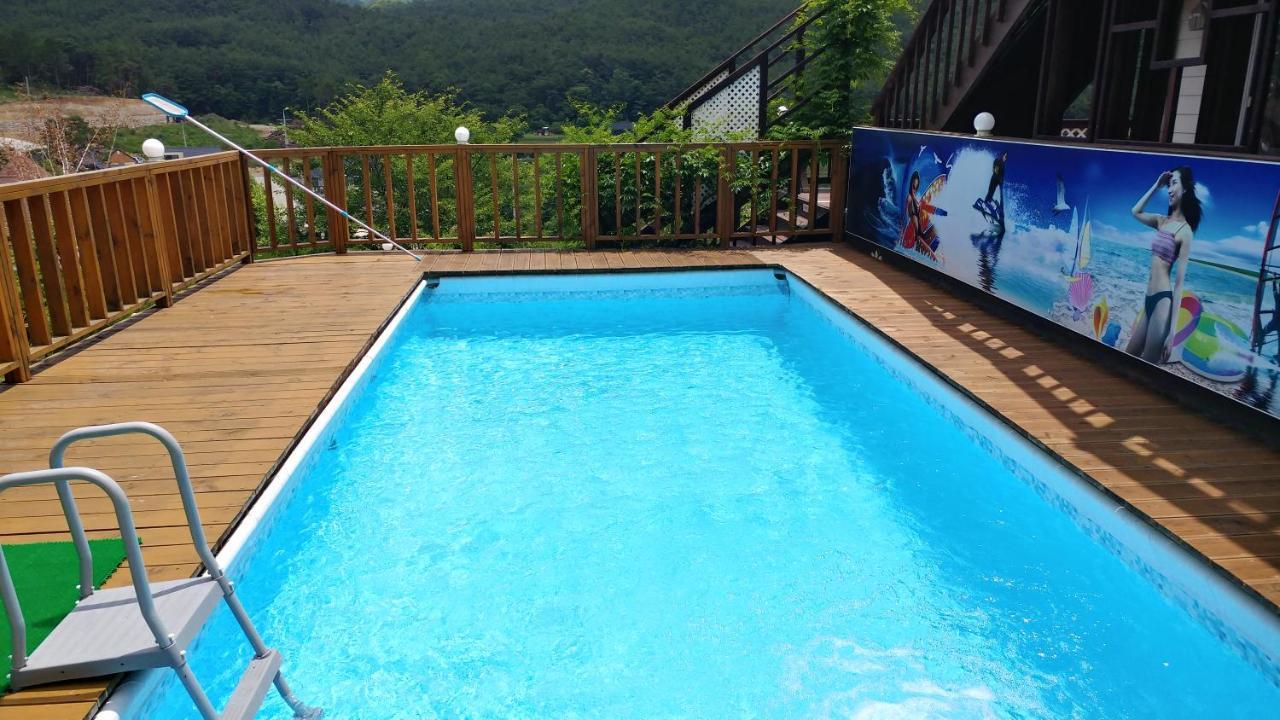 Another World Pension Gyeongju Exterior foto